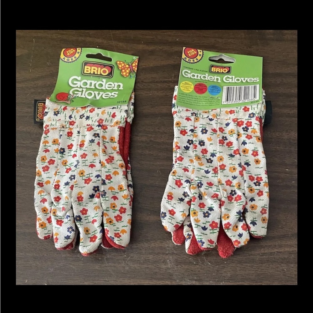 2 pair NEW With Tags Kids vintage 1998 Brio Garden Gardening Gloves